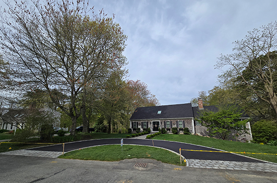 new circular driveway paving with cobblestone edging Falmouth, MA Cape Cod